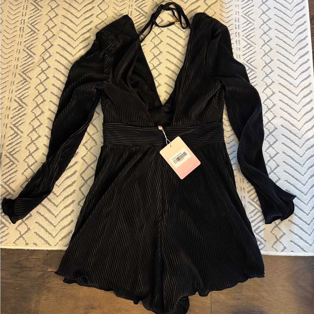 Elegant Black Long Sleeve Dress